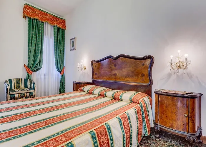 Ca' Derai דירה *